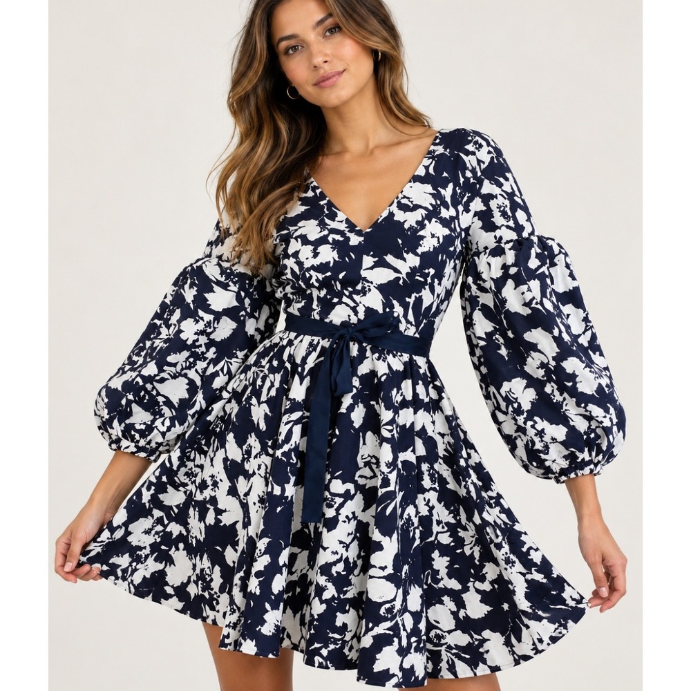 Alexis Floral Balloon Sleeve V-Neck Fit & Flare Mini Dress in Navy & White sz S